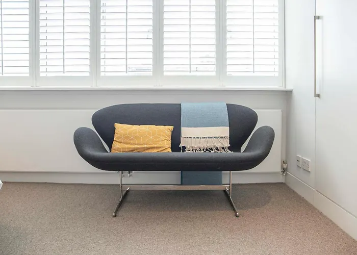 Stunning Rare Soho Gem