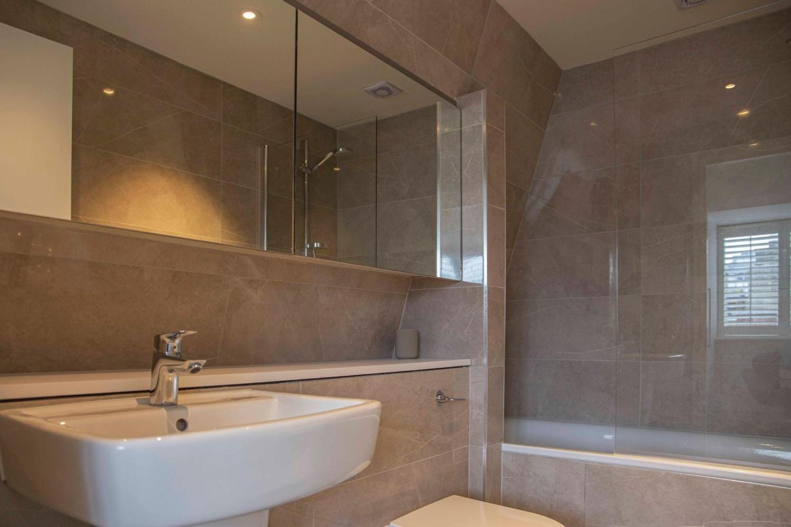 Stunning Rare Soho Gem *