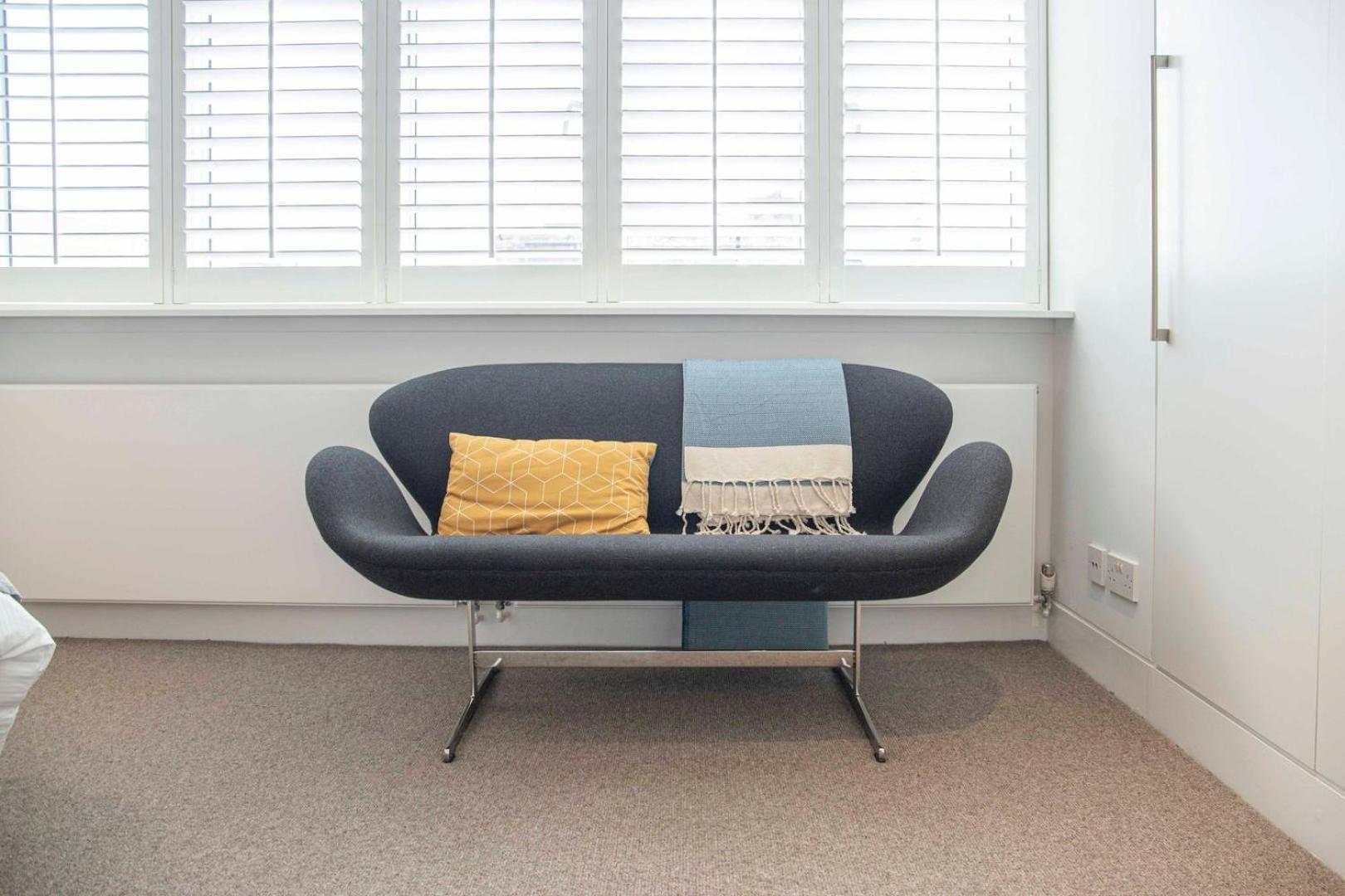 Stunning Rare Soho Gem *